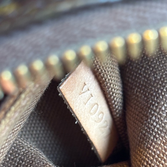 Louis Vuitton Alma Dark Brown Monogram Satchel - Picture 14 of 16